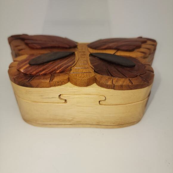Carver Dan’s Wood Puzzle Box Butterfly Trinket Box - Picture 2 of 11